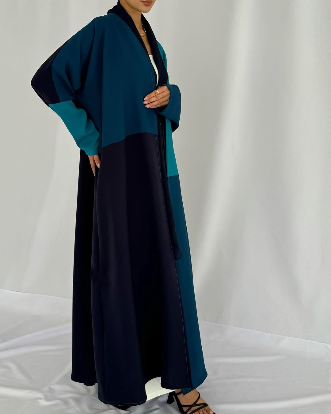 Crepe three shades abaya - Teal