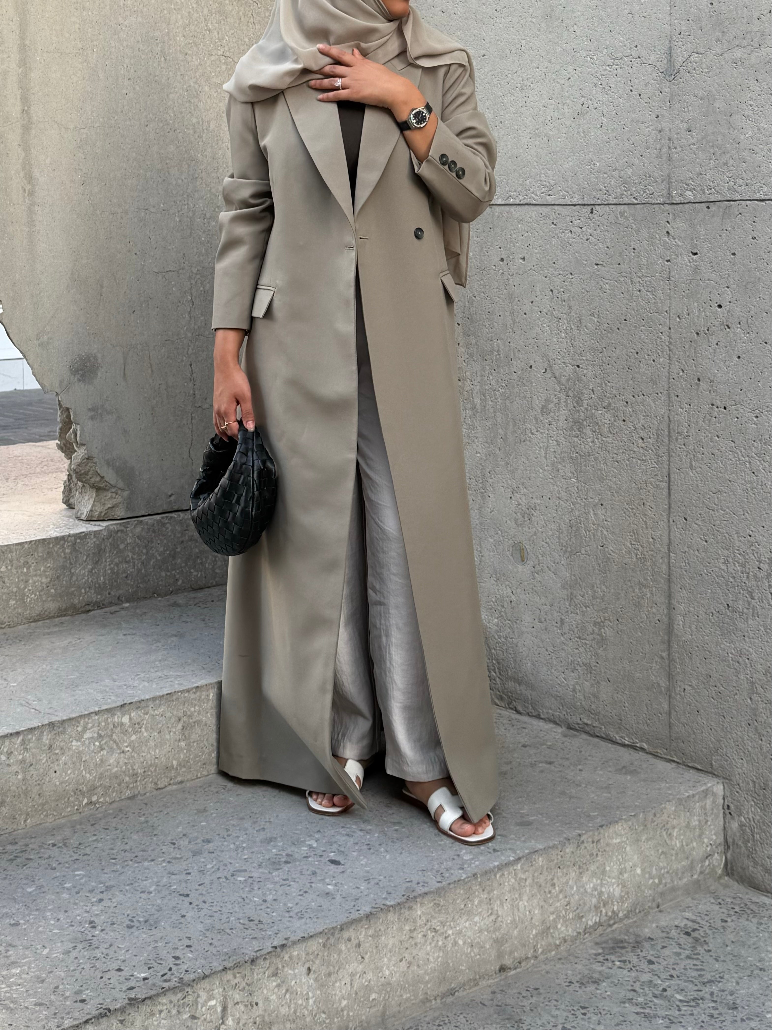 Lined crepe abaya, blazer cut -Grey