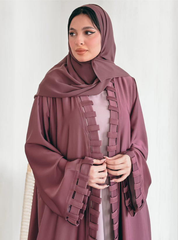 Plump Abaya with matching Inner Dress