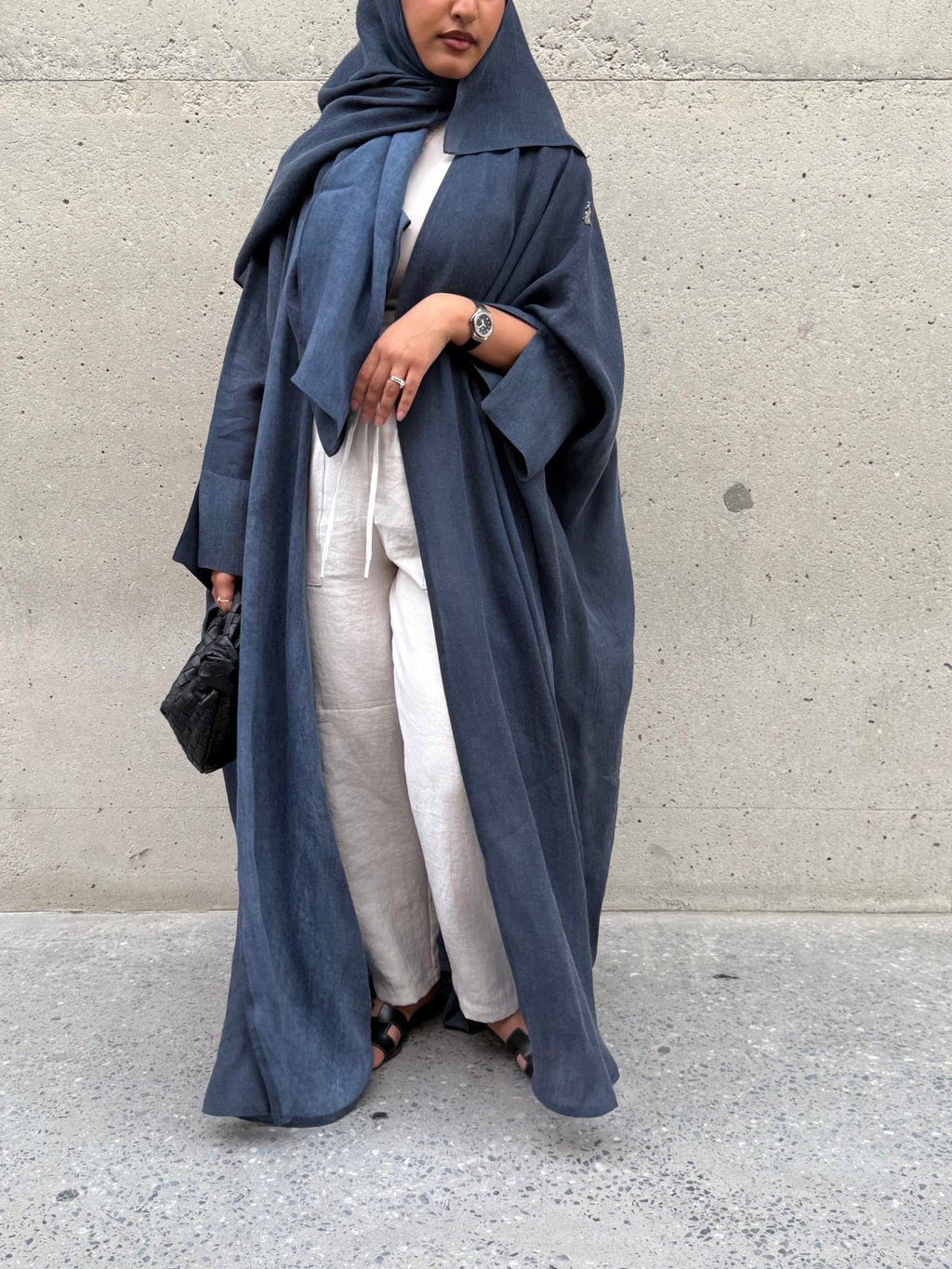 Turkish linen abaya, half-bisht cut - Blue