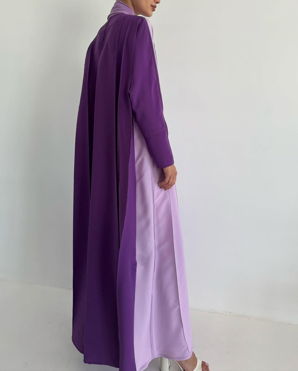 Crepe stitched klosh abaya - Lavender