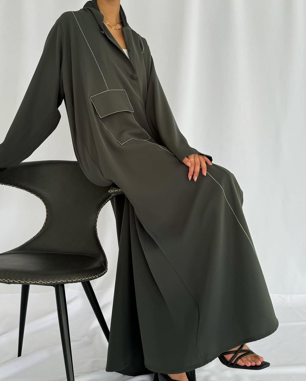 Blazer cut abaya in crepe - Green