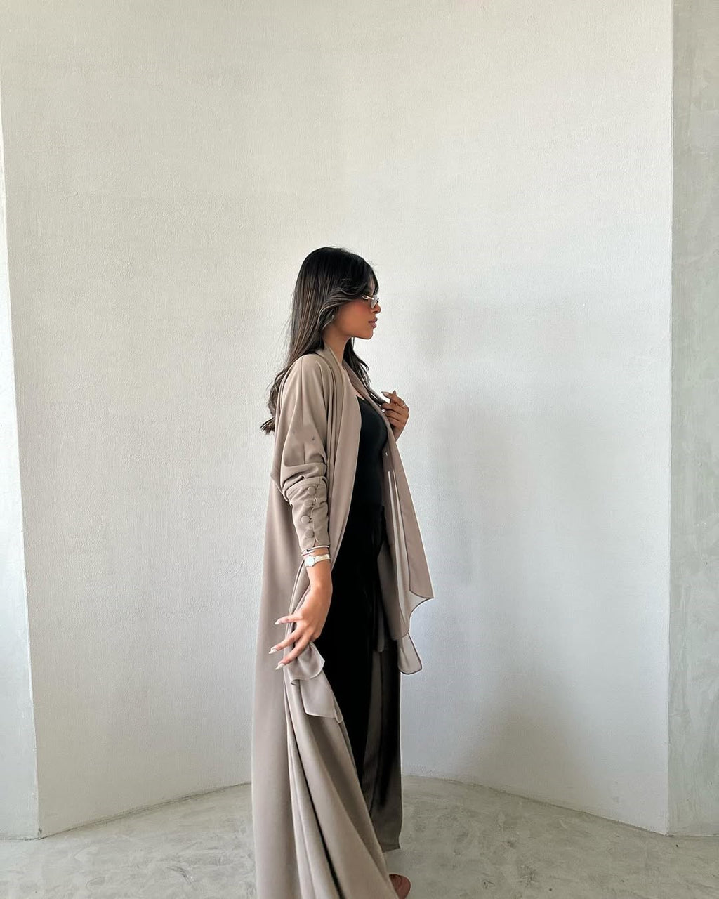 Sleeves details Nada Abaya - Taupe