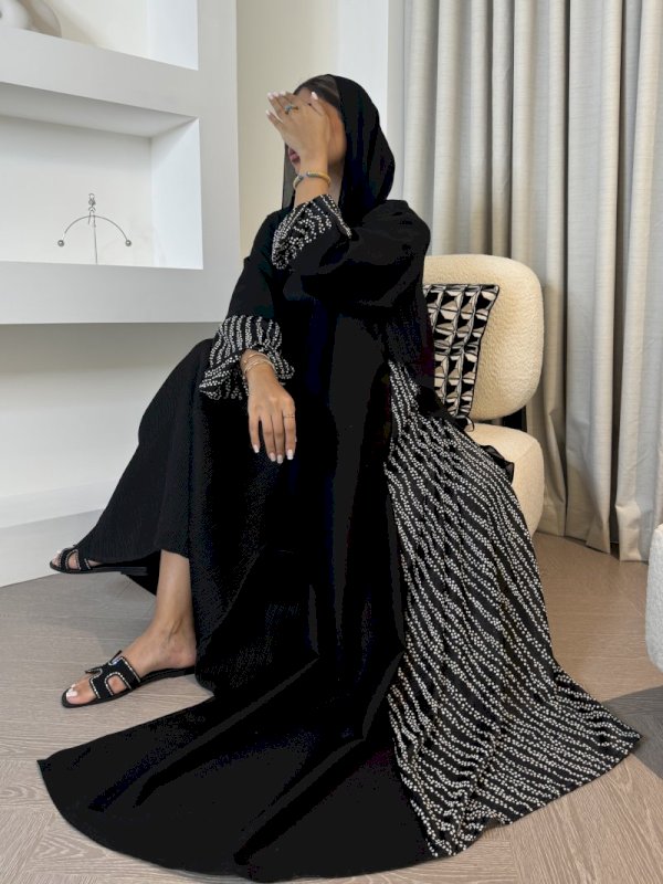 Black with printed black Abaya