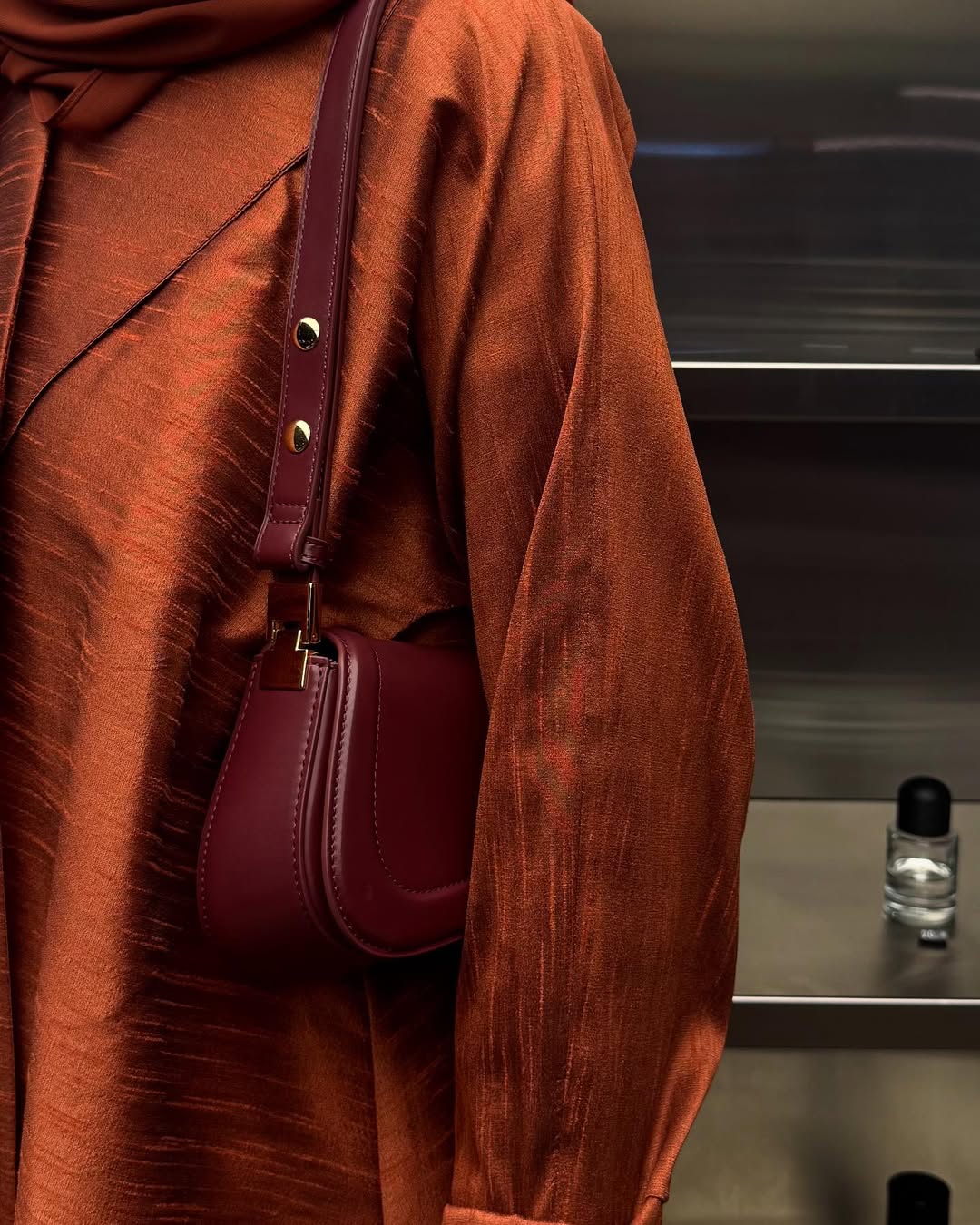 Amber Dusk Textured Silk Abaya