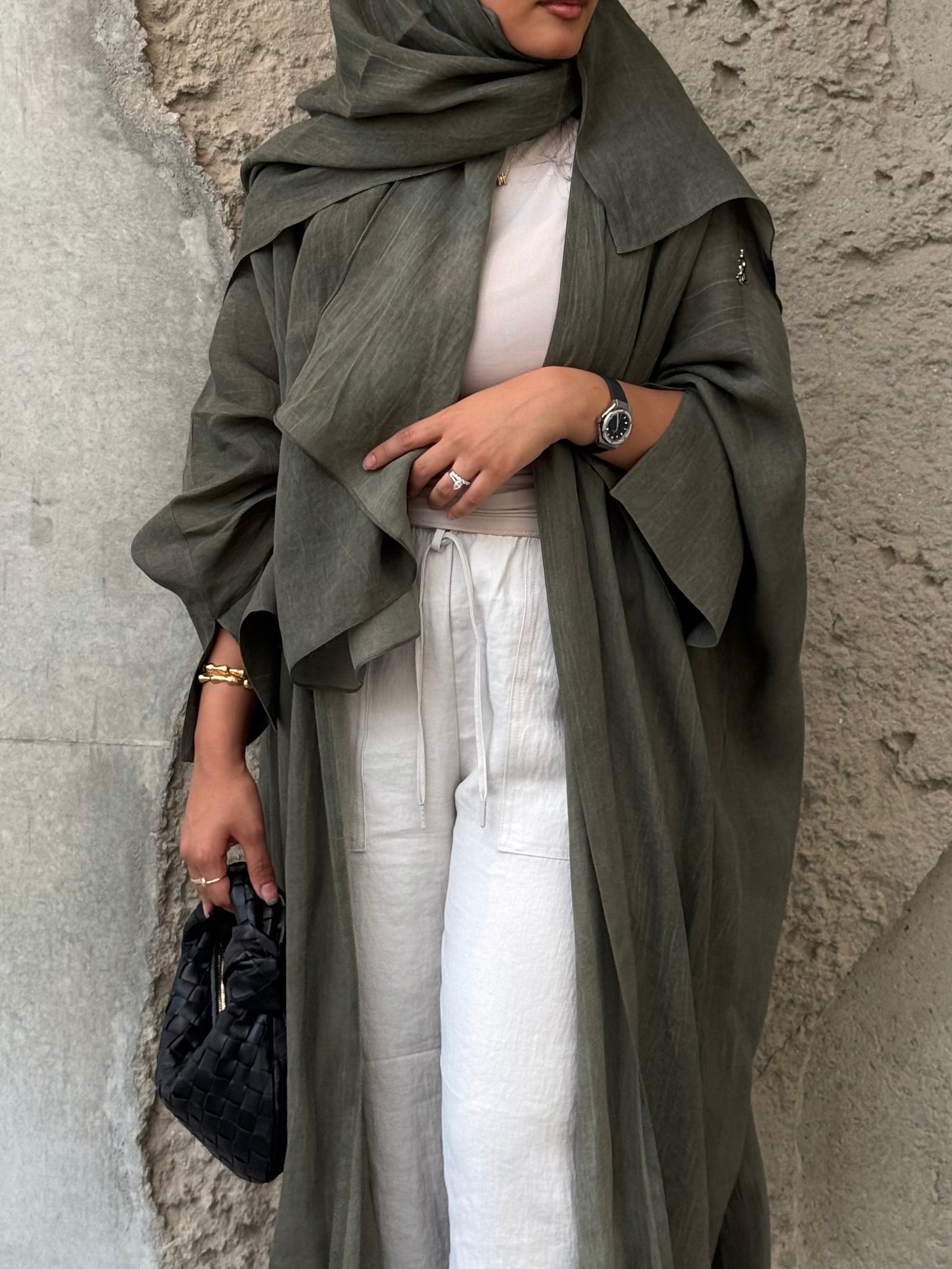 Turkish linen abaya, half-bisht cut - Green