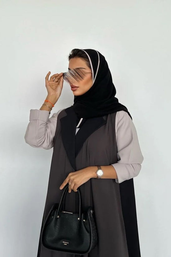 Contrast Panel Abaya