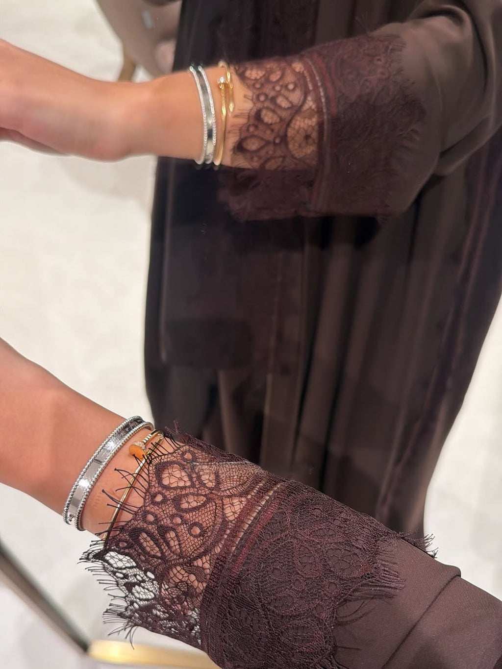 Abaya with Lace details Brown