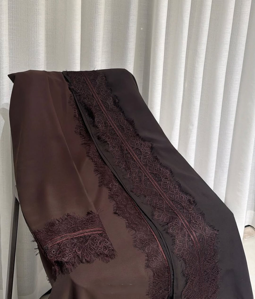 Abaya with Lace details Brown