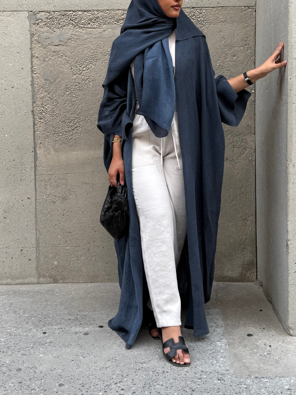 Turkish linen abaya, half-bisht cut - Blue