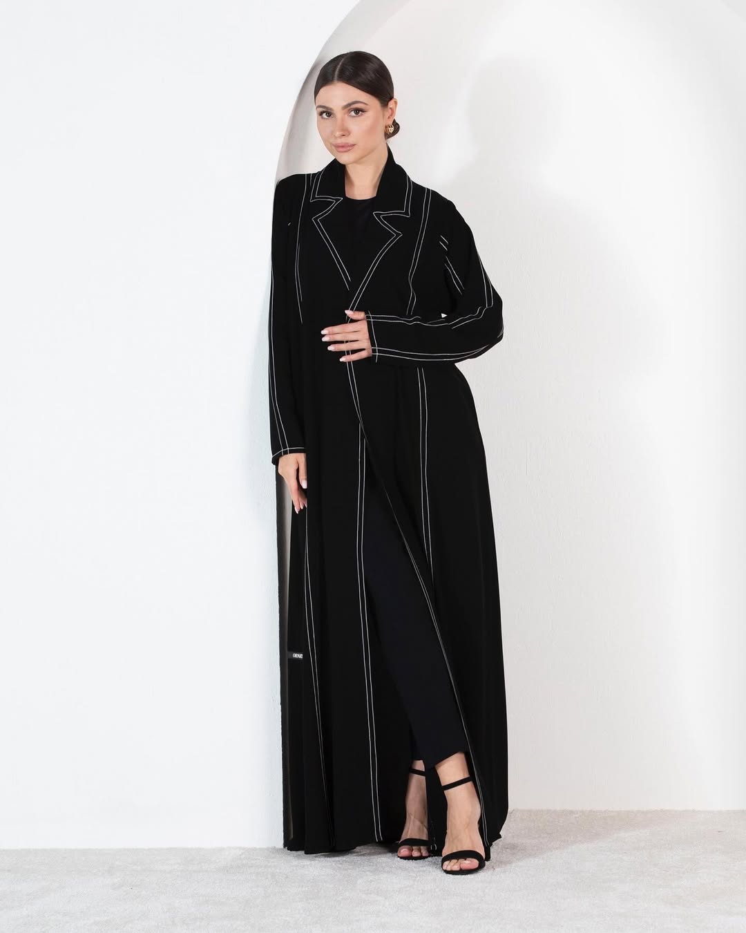 Blazer Black Thread Abaya