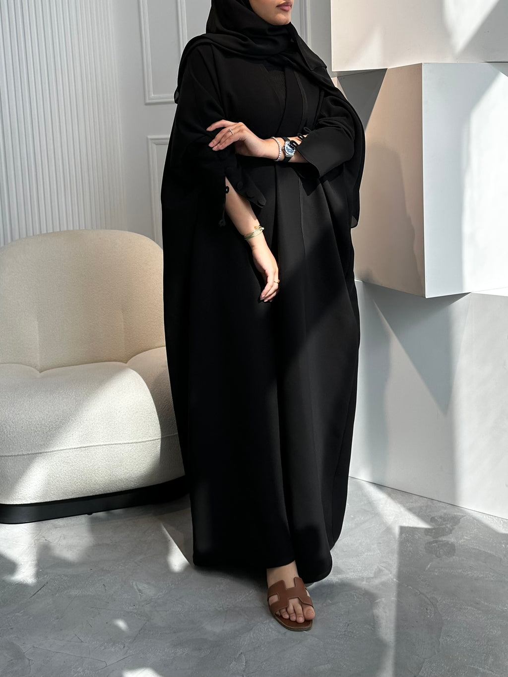 Black buttons classic Abaya
