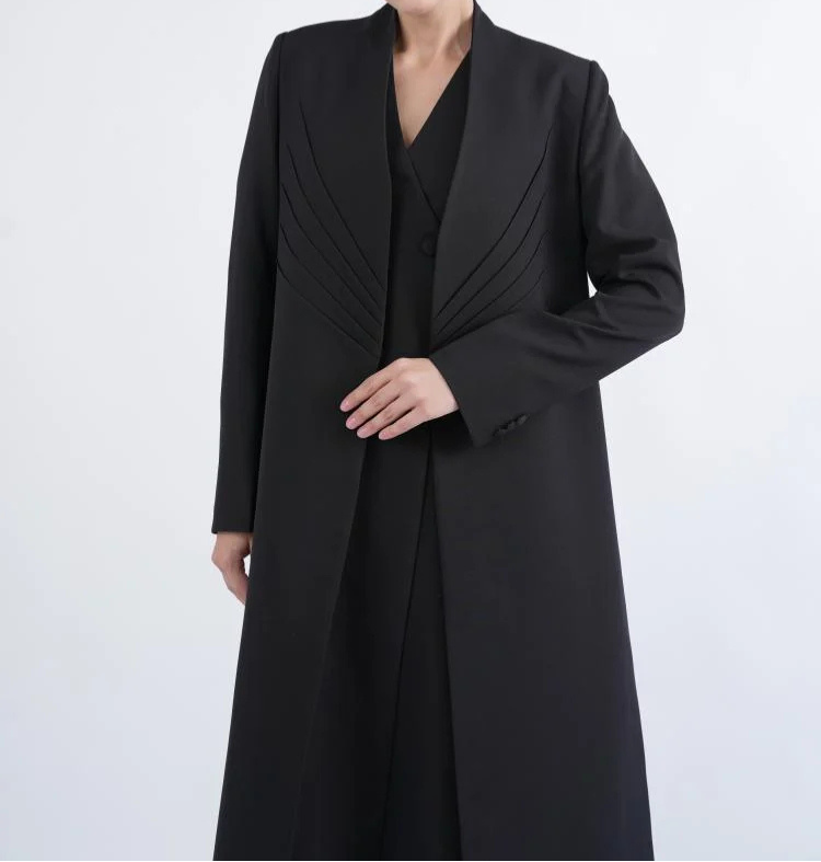 Premium Pleated-Front Structured Abaya – Black Korean Crepe | Includes Matching Shaila