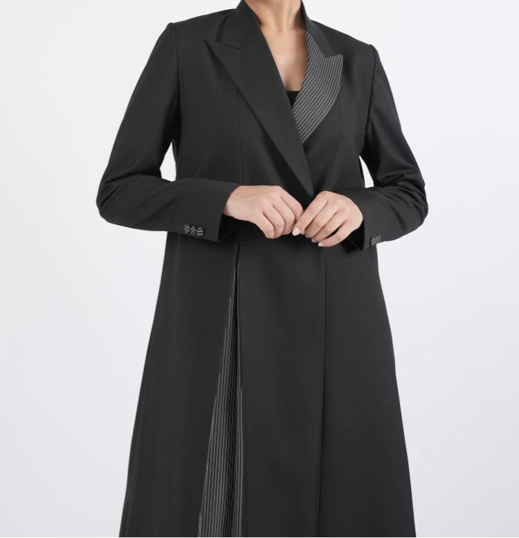 Pinstripe Inner Detail Abayawith Shaila