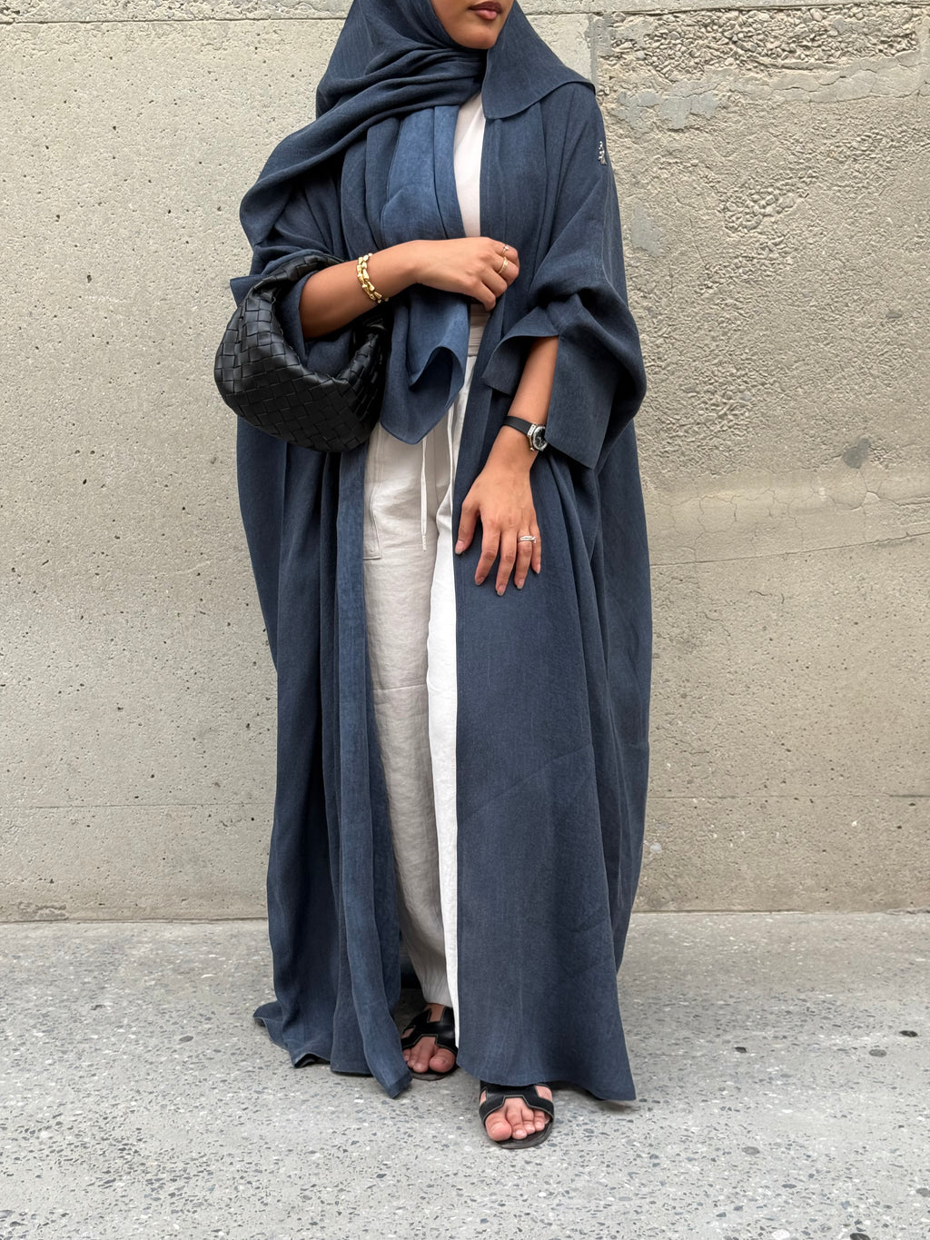 Turkish linen abaya, half-bisht cut - Blue
