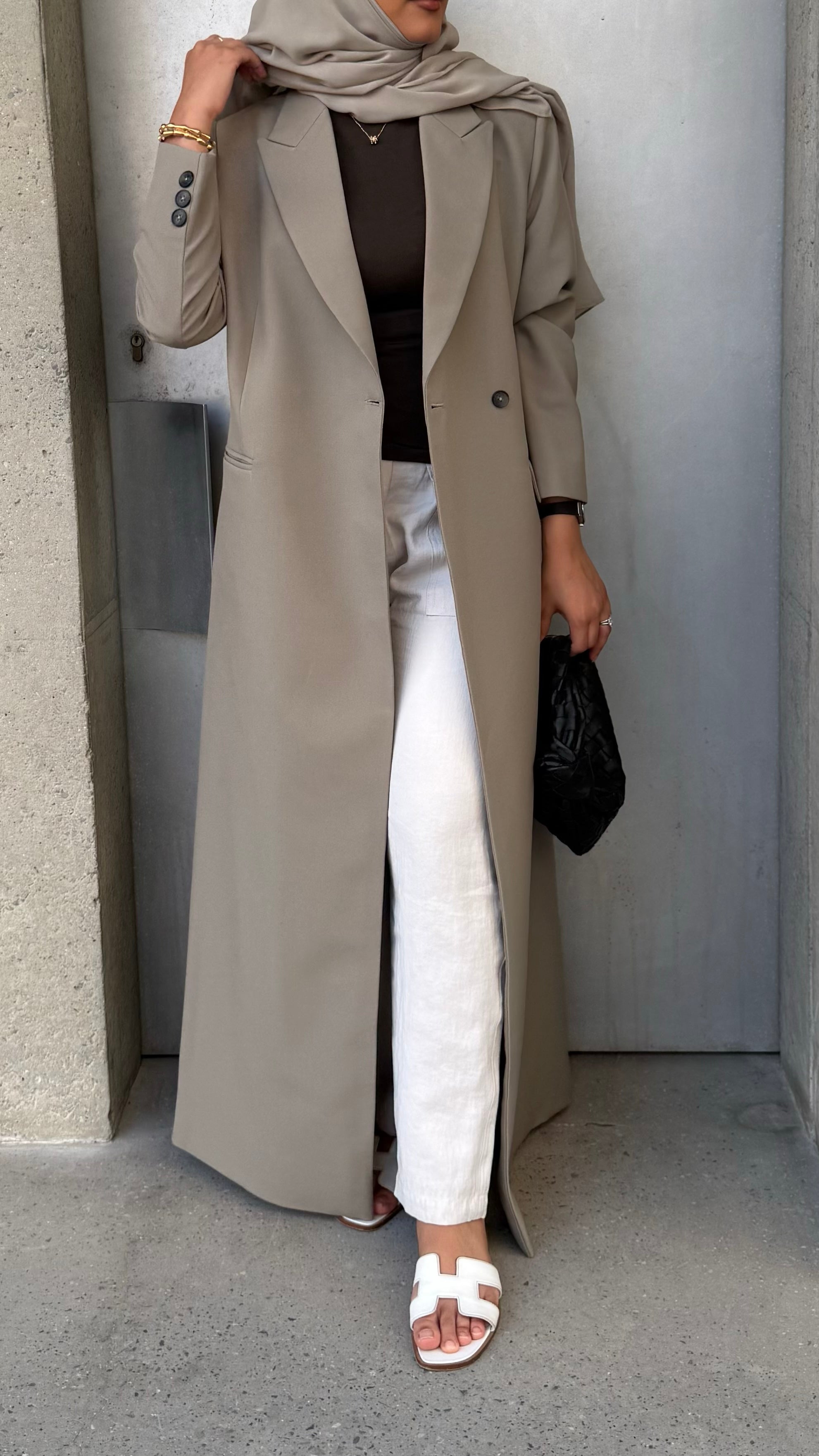Lined crepe abaya, blazer cut -Grey