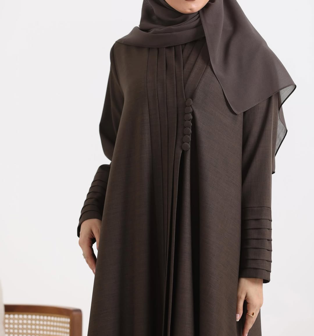 Brow Crepe pattern details Abaya