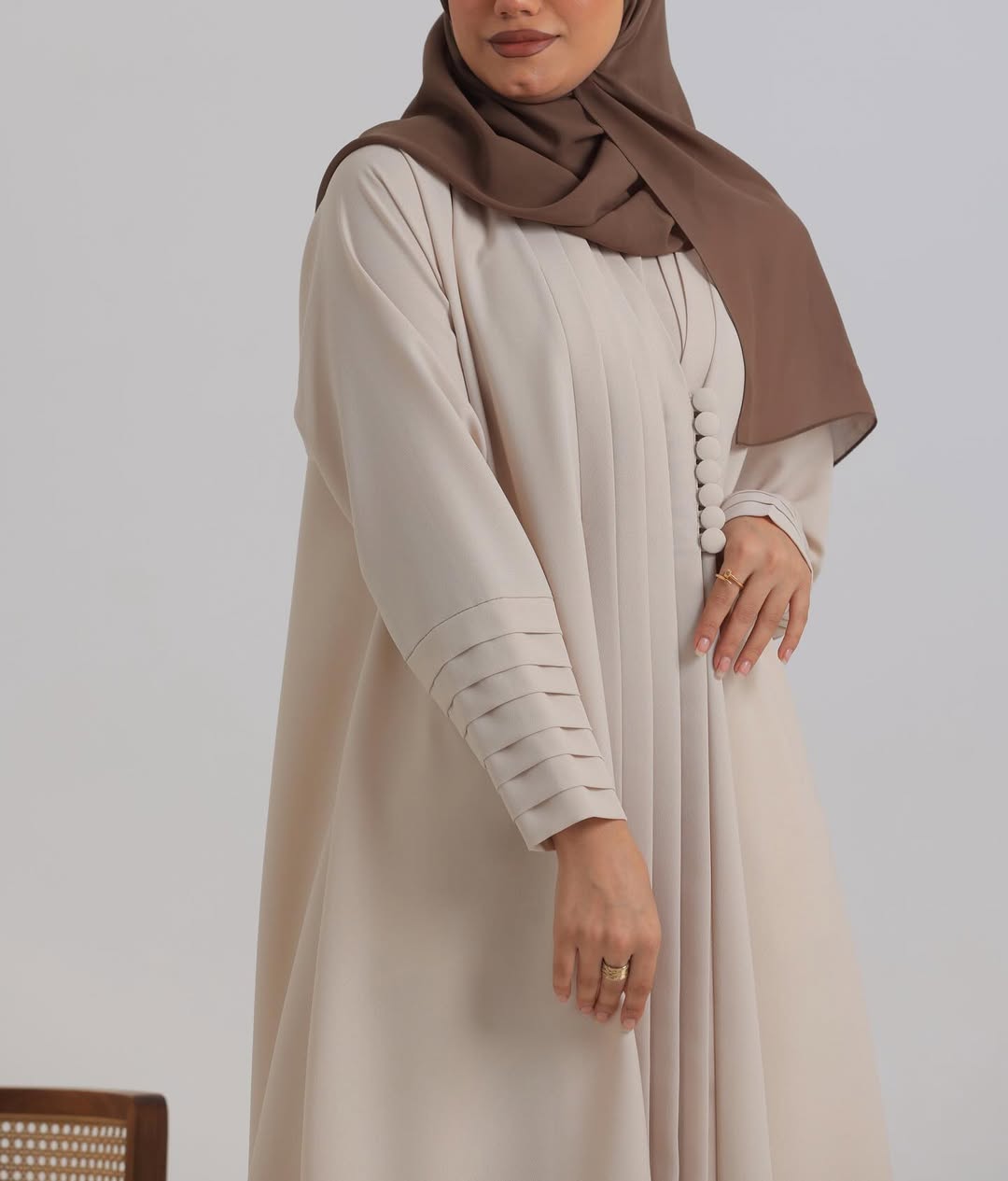Beige Crepe pattern details Abaya